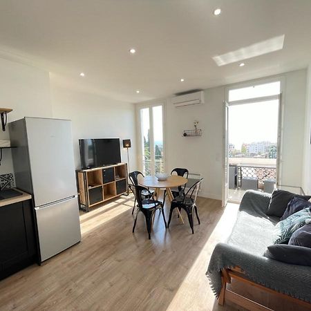 Nice Renting - Cambrai - Luxurious Sea View Terrasse - King Bed - Parking - Ac - Fully Equipped المظهر الخارجي الصورة
